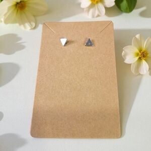 🔴5/$25 🔴Silver Triangle Stud Earrings